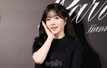 [영상] 조유리 '자체발광 미모'