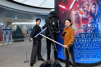 [포토] 서울스카이X디즈니코리아, 스타워즈 테마공간 오픈
