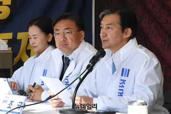 [포토] 발언하는 조국 조국혁신당 대표