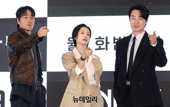 [영상] 허수아비 박해수-곽선영-이희준 '꼼짝마'