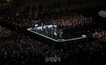 BTS '스윔', 빌보드 '핫 100' 5위 … 3주 연속 '톱 5' 진입 쾌거