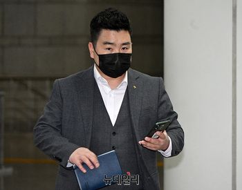 [포토] 공판 출석하는 김현태 전 육군 특수전사령부 707특수임무단장