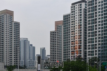 '급매장' 끝났나 … '억 단위'로 호가 다시 뛰는 강남 아파트