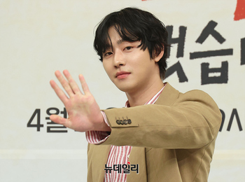 [영상] SBS 로맨스드라마로 복귀한 안효섭