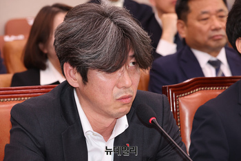 [포토] 대장동 수사관련 답변하는 남욱 변호사