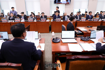 [포토] 고성 오가는 국조특위 