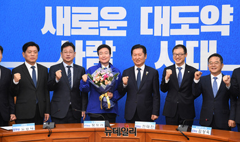 [포토] 더불어민주당 인재영입식