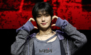 [영상] 이븐 박지후 '양볼하트' 