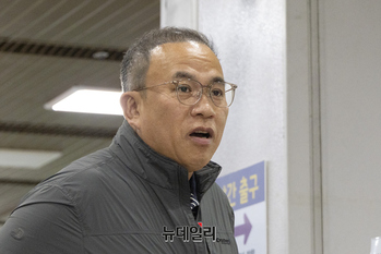 [포토] 공판 출석하는 명태균