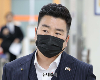 [포토] 법원 출석하는 김현태 전 707단장