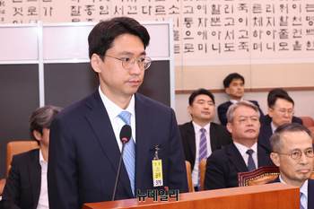 [포토] 국조특위 출석한 이상윤 서울중앙지방검찰청 검사