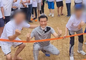 [단독] 이승로 성북구청장, '당원 모집 조직'에 구정 예산 지원 의혹 … "비서실장 개인 돈" 반박