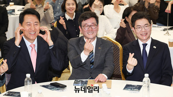 [포토] 기념촬영하는 오세훈-곽경인-정원오 