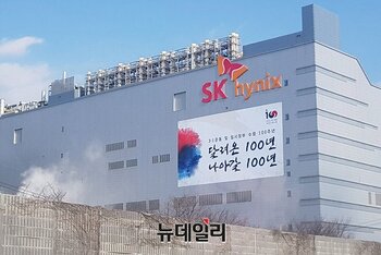 D램이 밀고 HBM이 끌고 … SK하이닉스, 영업이익 37.6조 1년 새 405% 폭등