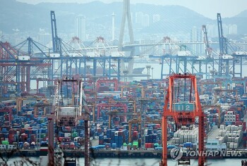 1분기 1.7% 깜짝 성장했지만 … 반도체 쏠림에 경기 '불안'