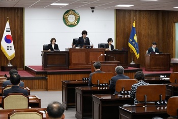 민귀희 동해시의회 의장 "민생 안정 대책 마련에 모든 역량 집중해 달라"