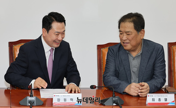 [포토] 장동혁 대표, CU 가맹주협의회 면담