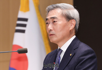 韓 경제, 겉으로는 성장·속은 둔화 … 금리 판단 더 어려워진 한은