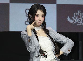 [영상] QWER 막내 히나 '청순 도도 비주얼'