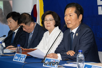 [포토] 모두발언하는 정청래 민주당 대표 