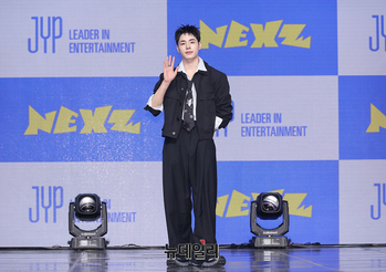 [포토] 컴백한 넥스지 하루 "어서 팬들 만나고 싶어요"