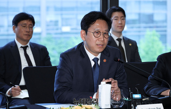 [포토] 모두발언하는 배경훈 부총리 