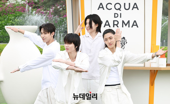 [영상] 포즈 취하는 롱샷 루이-률-우진-오율