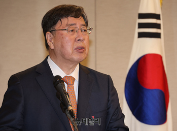 [포토] 개회사하는 오정근 공동대표 