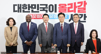 [포토] 아동청소년 SNS 중독 플랫폼의 보호책임 강화를 위한 긴급 좌담회