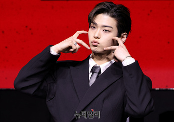 [포토] 82메이저 김도균 '반전 매력' 