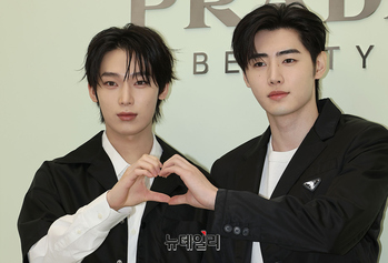 [영상] 구름팬 몰고 성수동 등장한 엔하이픈 선우-성훈