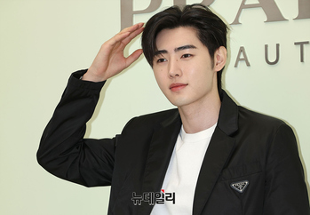 [영상] 성수동 등장한 엔하이픈 성훈 '난 강아지파'