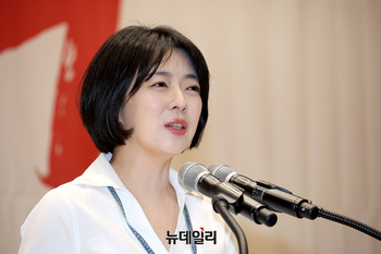 [포토] 축사하는 배현진 국민의힘 서울시당위원장