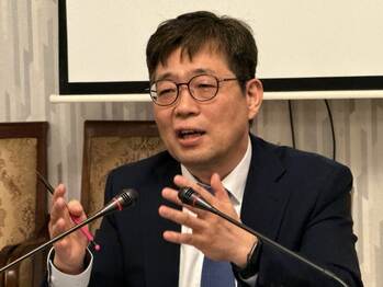 한은, '금리 인상' 첫 군불 … 부총재 "인상 고민할 때, 5월 금통위서 신호 가능성"