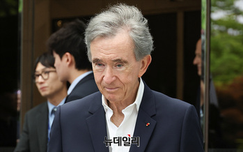 [포토] 3년만에 한국 찾은 아르노 LVMH 회장 