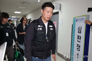 美인플레 공포에 반도체 차익실현 … 삼전, 노사 협성 결렬 4%대 급락
