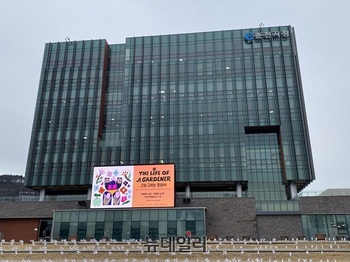 춘천시, 무인민원발급기 외국어 지원 기기 3대→13대로 확대 