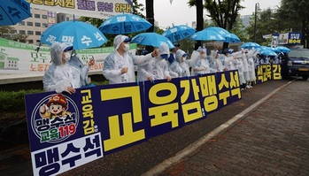 비바람 뚫은 ‘교육 민심’… 맹수석, 13일 승부 시작