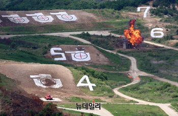 [포토] 목표물 명중 시키는 자폭드론