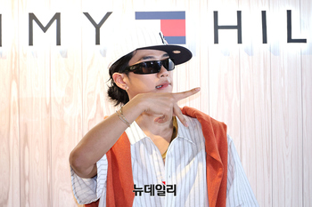 [영상] 올데이프로젝트 타잔 '짙은 선글라스'