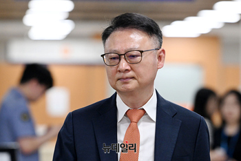 [포토] 공판 출석하는 구세현 전 웰바이오텍 대표