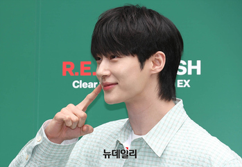 [영상] 변우석 해외팬들 대거 몰린 성수팝업 현장