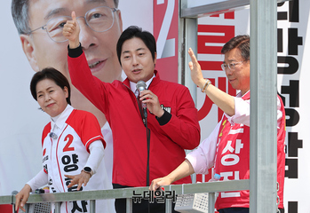 [포토] 양향자-신상진 지원유세 나선 이성배 전 아나운서
