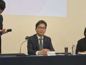 "주총 부결 땐 백지화" … 휴온스글로벌, 뒤늦은 주주 달래기에 의문 지속