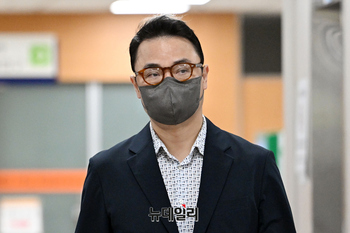 [포토] 양평 공흥지구 공판 출석하는 김진우 씨