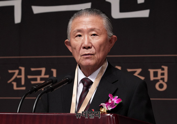 [포토] 개회사 하는 우남네트워크 신철식 회장