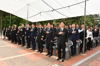 [포토뉴스] 화천군, 제71회 현충일 추념식 개최