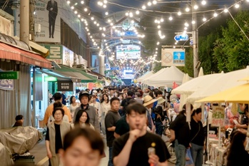오산 야맥축제 10주년 성황… 9만 8000명 몰리며 지역경제 활력