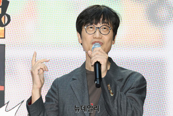 [포토] '삼쏘회동' 언급하는 이해진 네이버 의장 