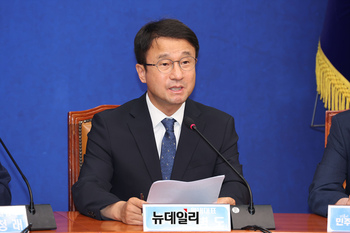 [포토] 최고위 참석한 한병도 더불어민주당 원내대표